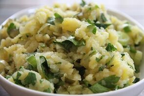 grelos cocidos con herbas para potenciar